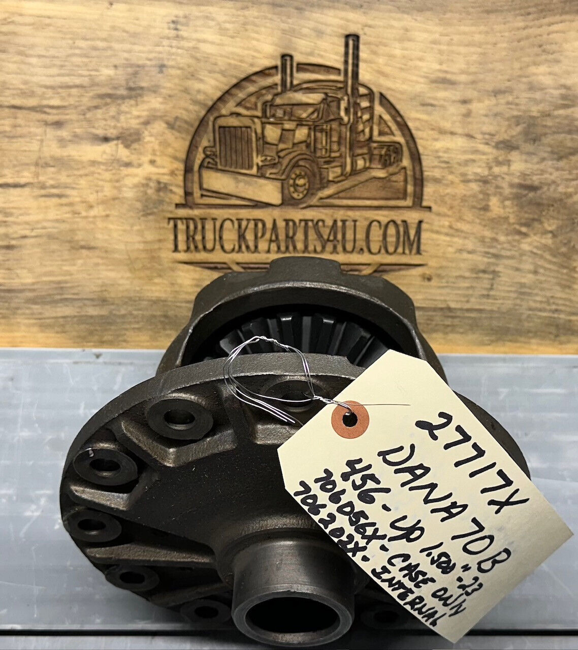 Angled profile of Dana Spicer 27717-X loaded differential case — Dana 70-B standard case (not Power Lok); New OE assembly for 1.500″-23 spline axles, 4.56+ ratios