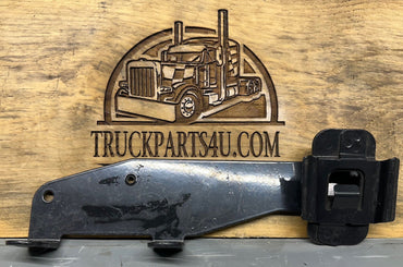3819216 Volvo Penta bracket 5.7G – genuine NOS