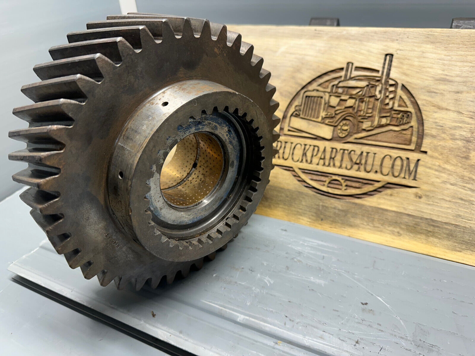 3892D4554 MERITOR-ROCKWELL-AXLETECH DRIVE GEAR, A3892D4554. *NEW, GENUINE