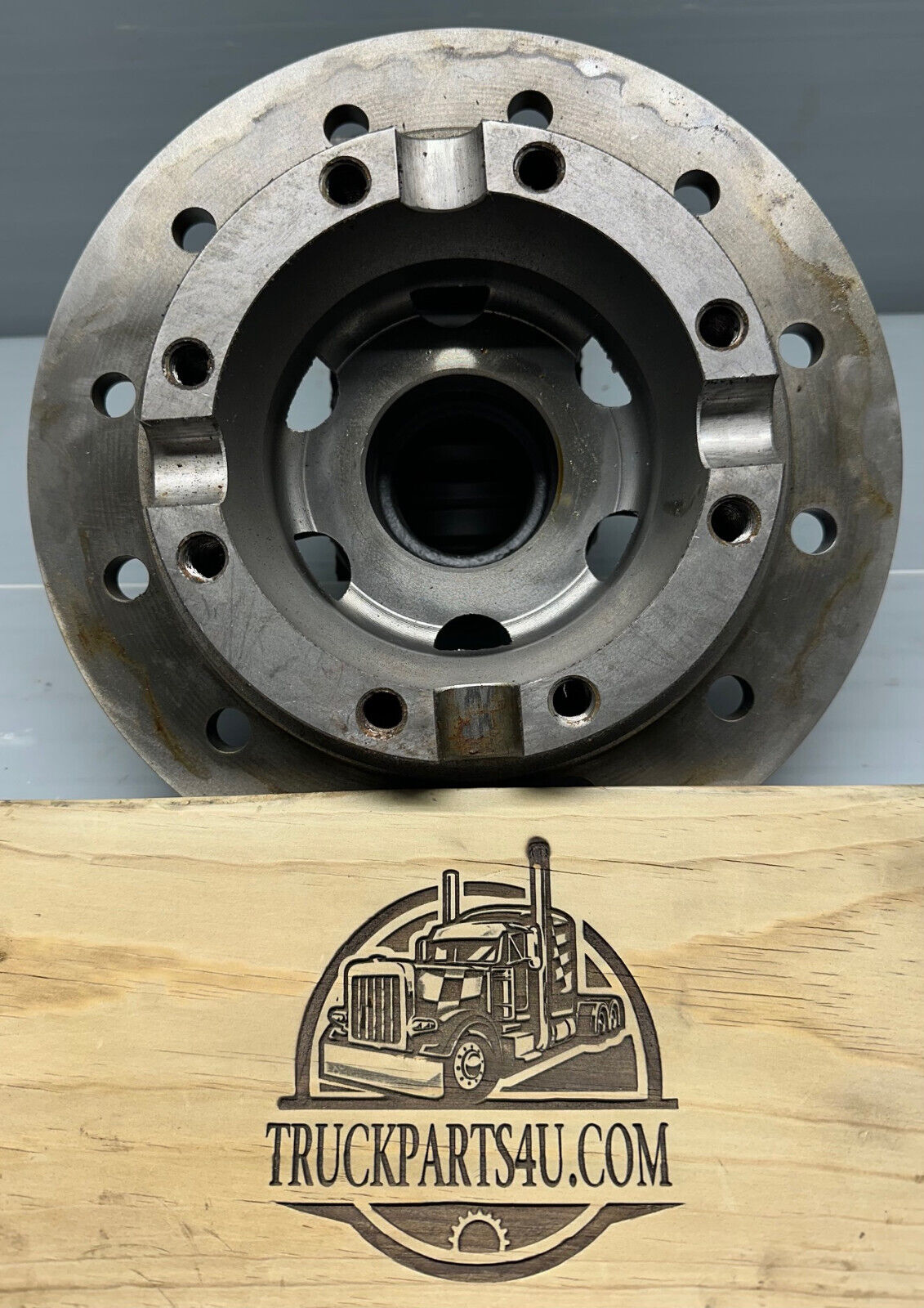 3235P1134 MERITOR-ROCKWELL-AXLETECH FLANGE F106 FAST RATIO.  NEW GENUINE