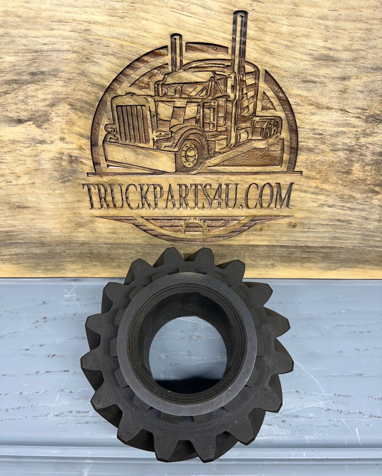 3891U1087 NEW, GENUINE MERITOR-ROCKWELL-AXLETECH L-345 PINION-HELICAL, 16 TOOTH