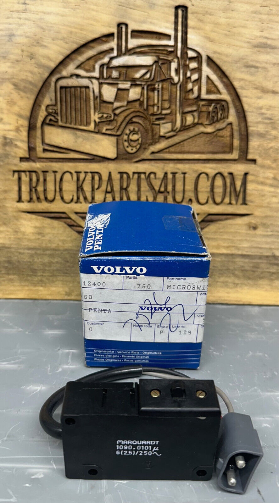 858760 Volvo Penta micro switch Marquardt 1090.0201 – new genuine NOS