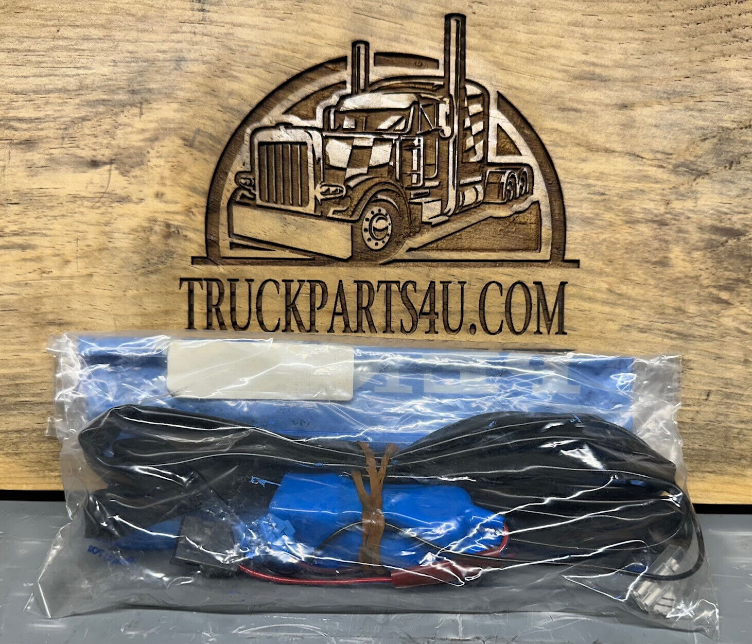 Contents of Volvo Penta 859178 cable kit – new old stock OEM wiring and connectors