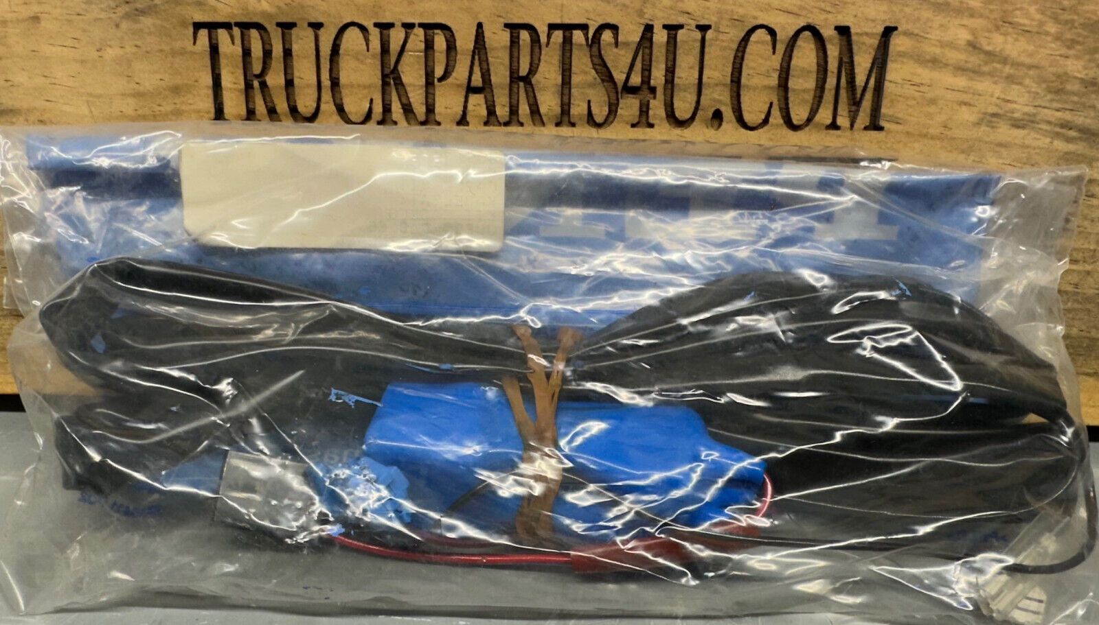 Close-up of label on Volvo Penta 859178 cable kit – genuine NOS part identification