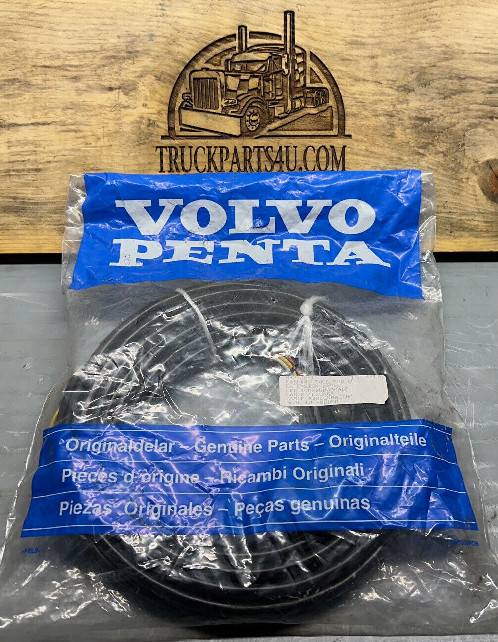 Front view of Volvo Penta 873940 extension cable – genuine NOS marine electrical part