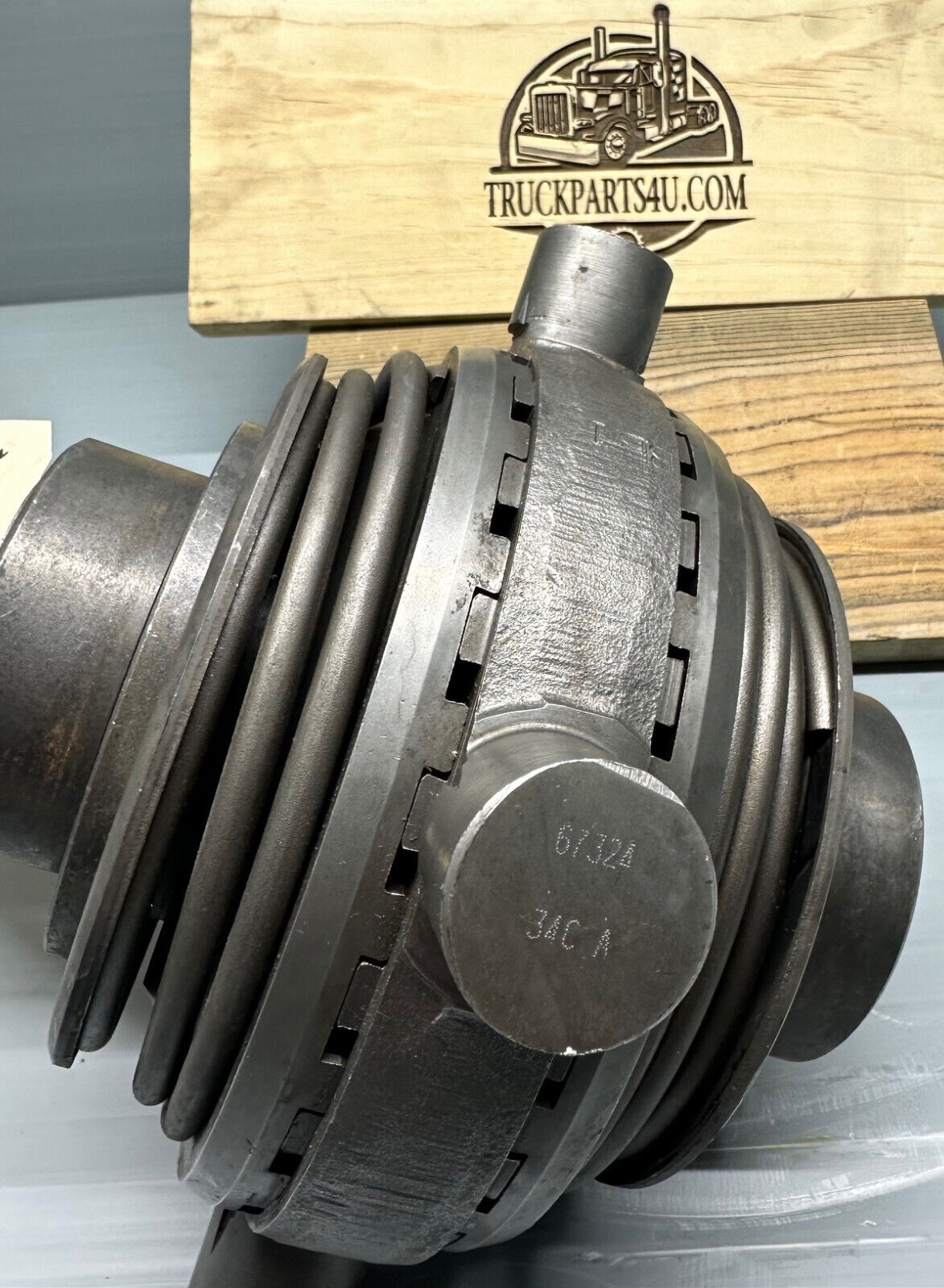 Side profile of Genuine OEM Detroit Locker 350S-47 No-Spin differential — 2.310 inch 36-spline