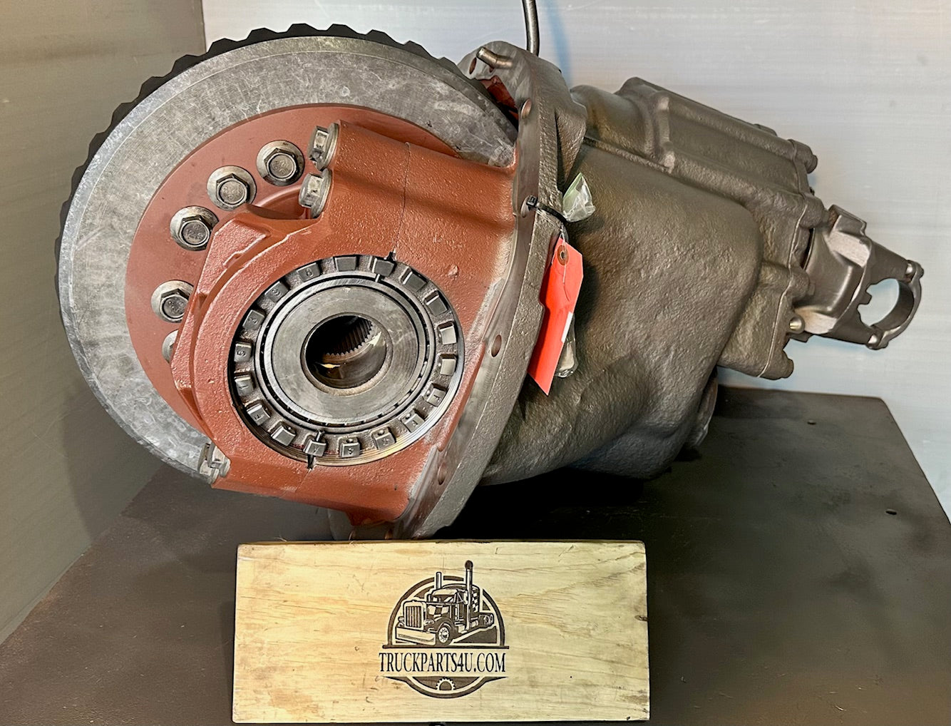 Ring gear and differential case exposed | Dana D170D-P with full wheel lock