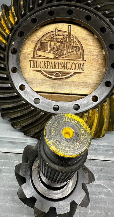 Pinion view of 123269 Dana Eaton gearset for RC461, 3.70 ratio, new take-off genuine