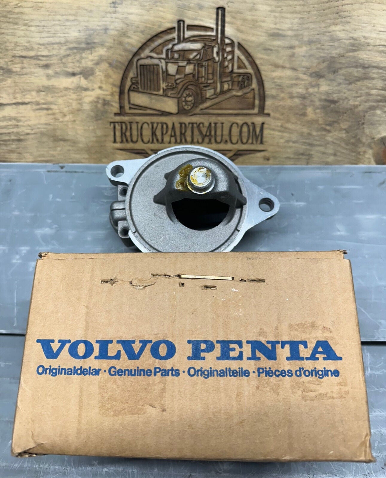 Top view of Volvo Penta 3854199 starter housing – new genuine NOS marine engine part