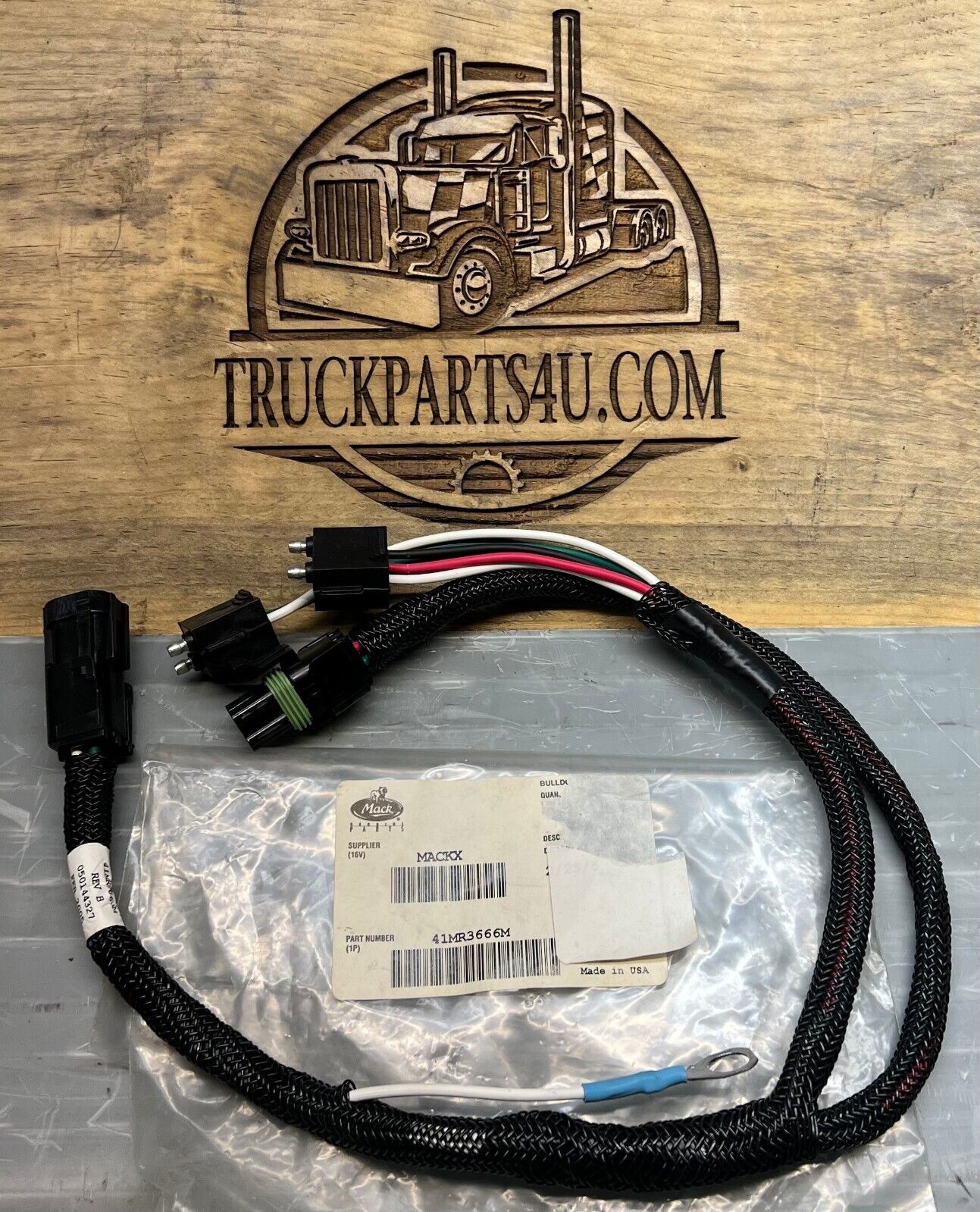  Genuine Mack wiring harness 41MR3666M – NOS with Rev B tag and build date