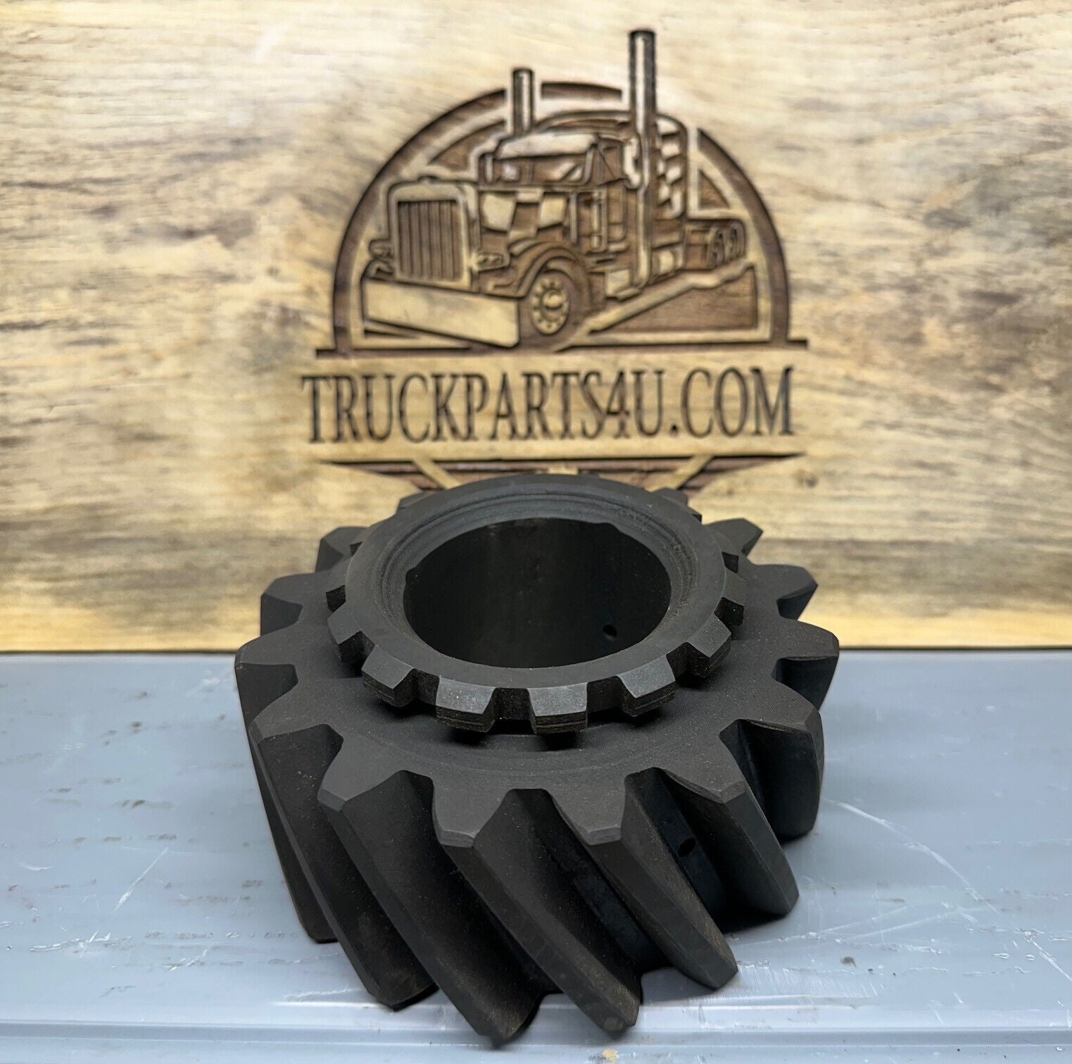 3891U1087 NEW, GENUINE MERITOR-ROCKWELL-AXLETECH L-345 PINION-HELICAL, 16 TOOTH