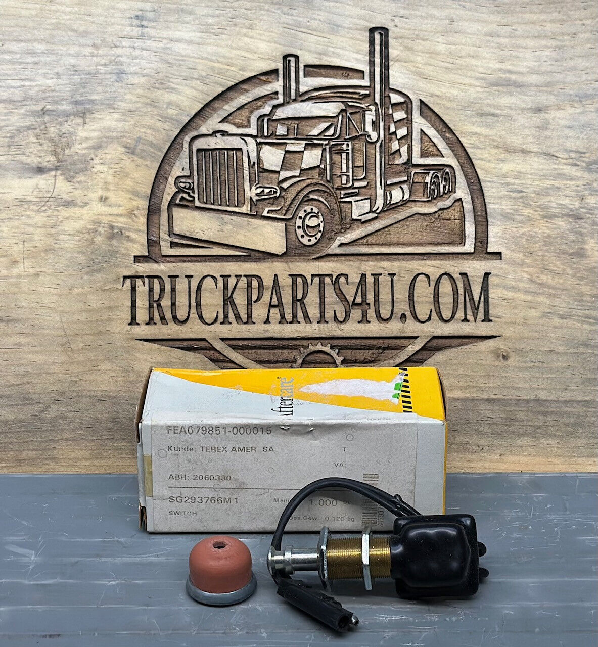 293766M1 AGCO PUSH BUTTON SWITCH. TEREX SG293766M1. FERMEC *NEW (NOS) GENUINE