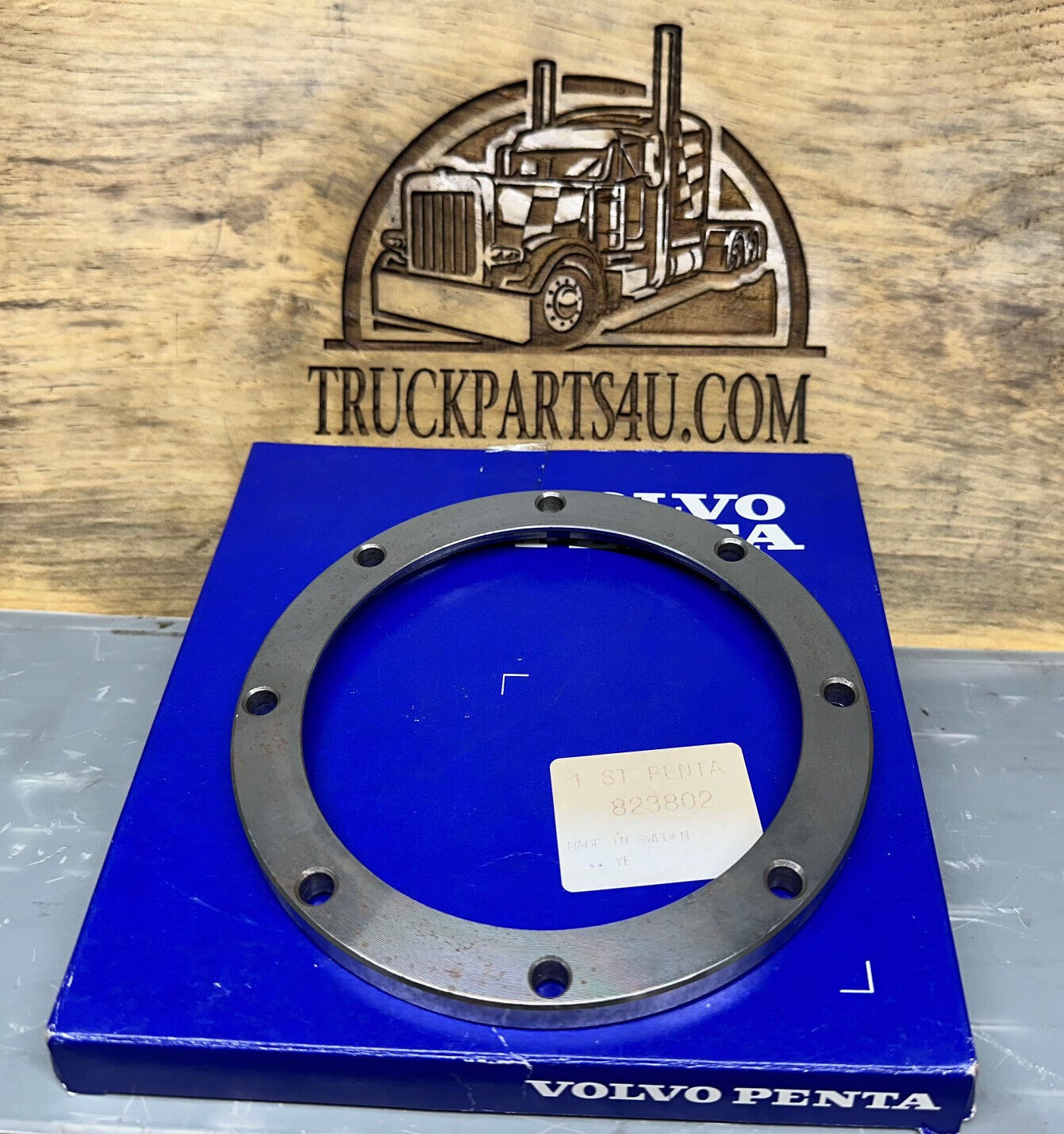 Top view of Volvo Penta 823802 clamping ring – OEM NOS part for keel cooling system