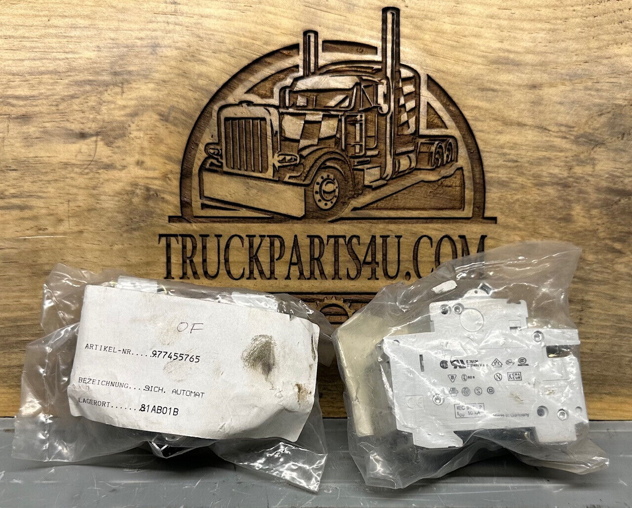 977455765 Dynapac Circuit Breaker ABB E76126 277/480V New Genuine NOS in original packaging