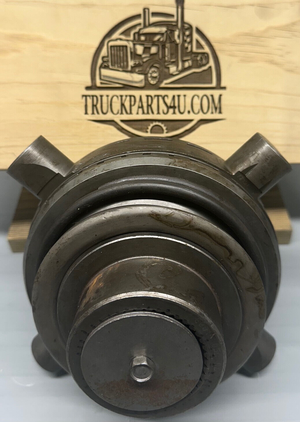 Front face of Eaton Detroit Locker 306S-223 No-Spin — 2.120 inch 41-spline for Dana DST40/RST40