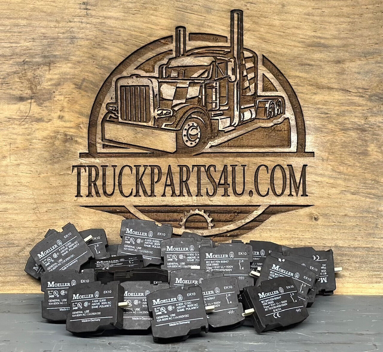Bulk lot of EK10 Moeller / Eaton contact blocks – new old stock (NOS) genuine OEM 1NO pushbutton components