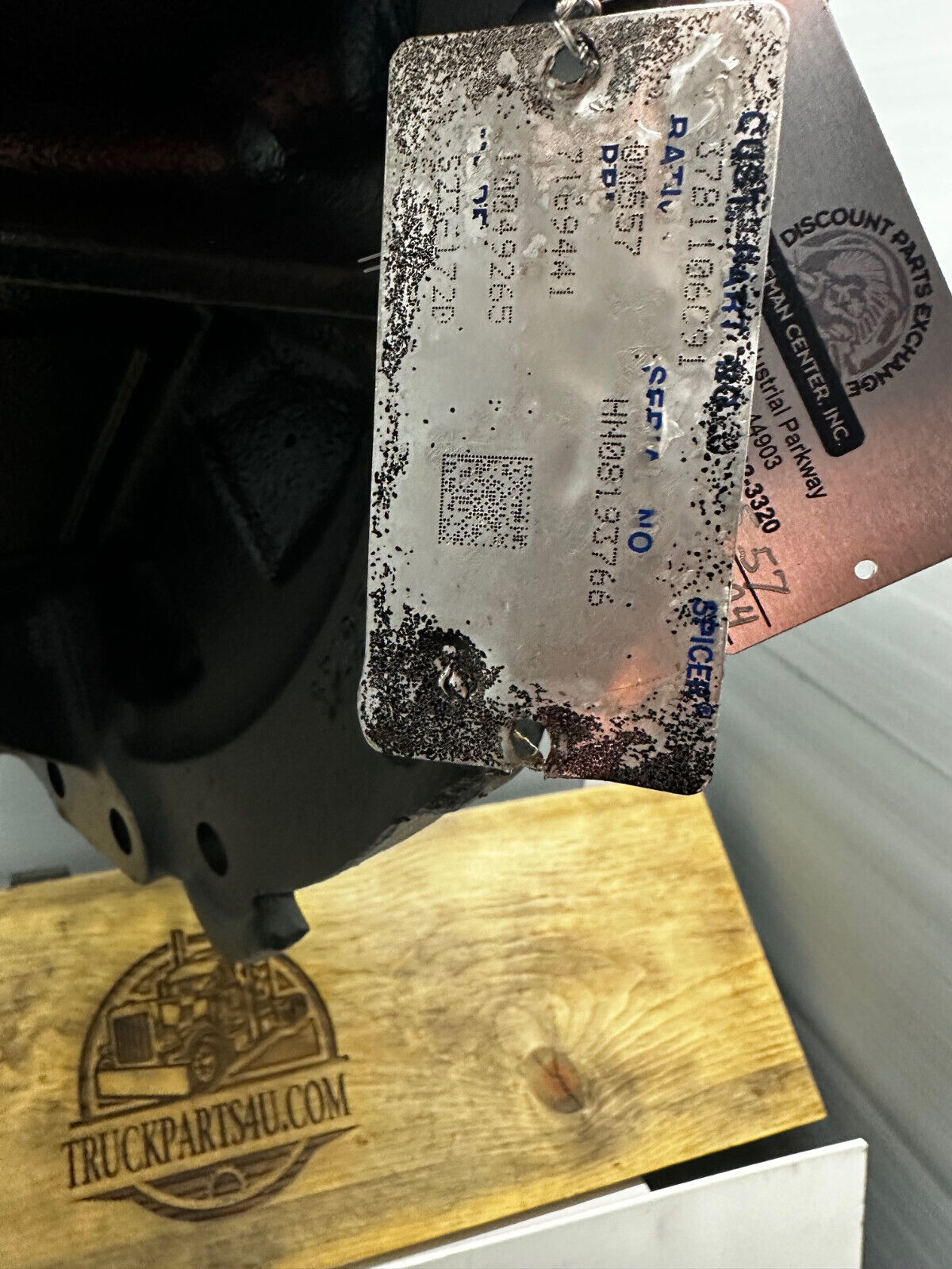 Original data plate on R172D557 Dana Spicer S23-172D differential showing model and ratio identification