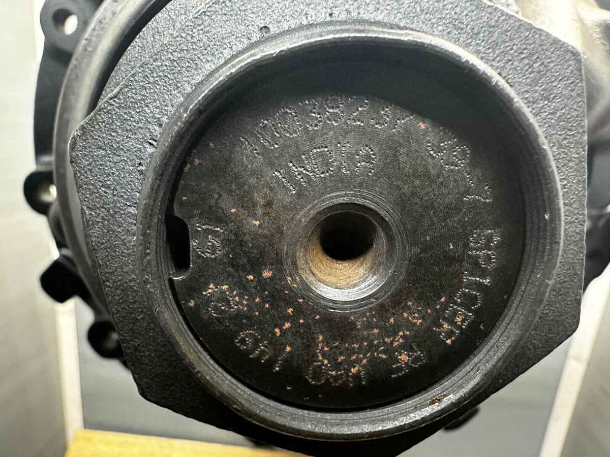 Close-up of pinion gear from R172D557 Dana Spicer S23-172D differential showing part number 10038237 7-tooth pinion