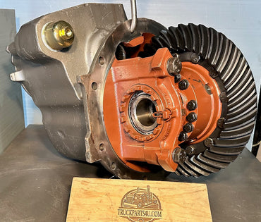 RD20-145 Meritor forward rear differential | top housing view showing power divider assembly | remanufactured