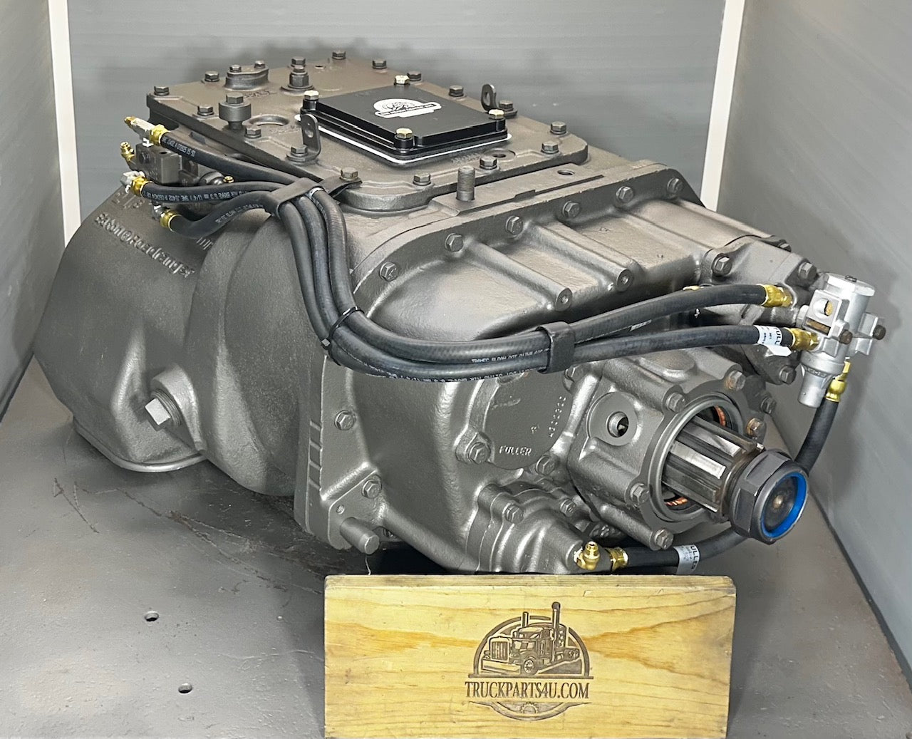 RTLO16713A Remanufactured Eaton Fuller 13-Speed Transmission - Side Rear View showing 2.750"-10 spline output shaft