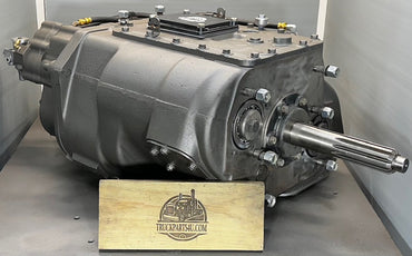 Right side view of remanufactured RTO16915-P / RTX16915-P Eaton Fuller 15-speed Roadranger transmission by DPX