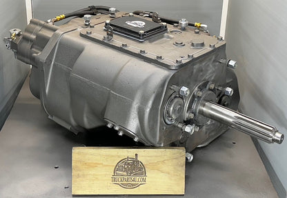 Top right side view of remanufactured RTO16915-P / RTX16915-P Eaton Fuller Roadranger 15-speed transmission by DPX