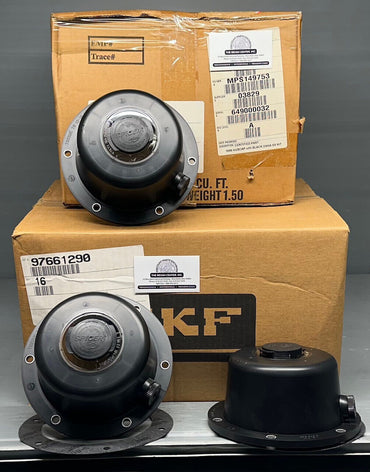 16-pack SKF CR1696 hub caps with gaskets for TN trailer axles, Zytel composite, 6-bolt 6.75" BC — units displayed with SKF bulk box.
