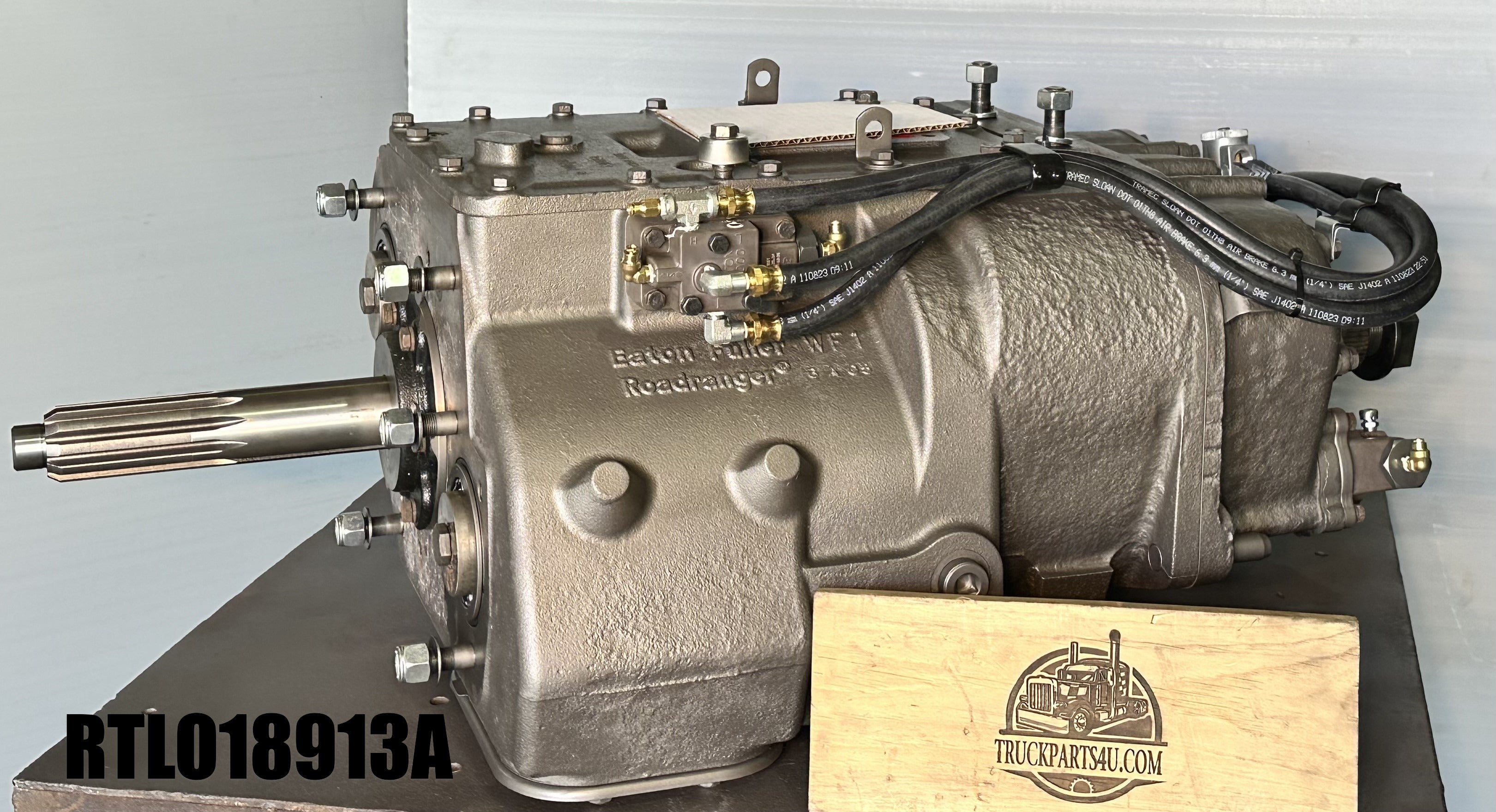 RTLO18913A Eaton Fuller Roadranger transmission | 13-speed heavy-duty | DPE remanufactured | side profile view | core exchange required